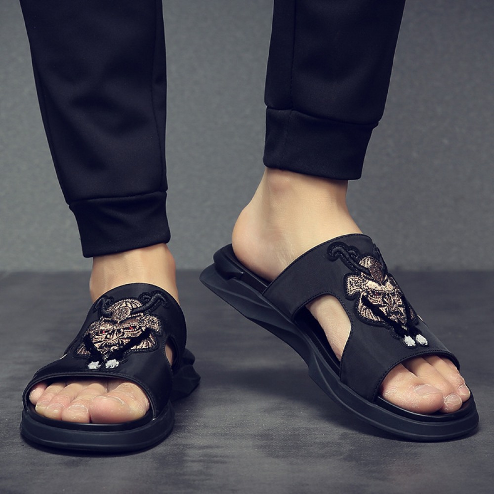Summer Men's Embroidered Cloth Surface Sandals Open Toe Shoes