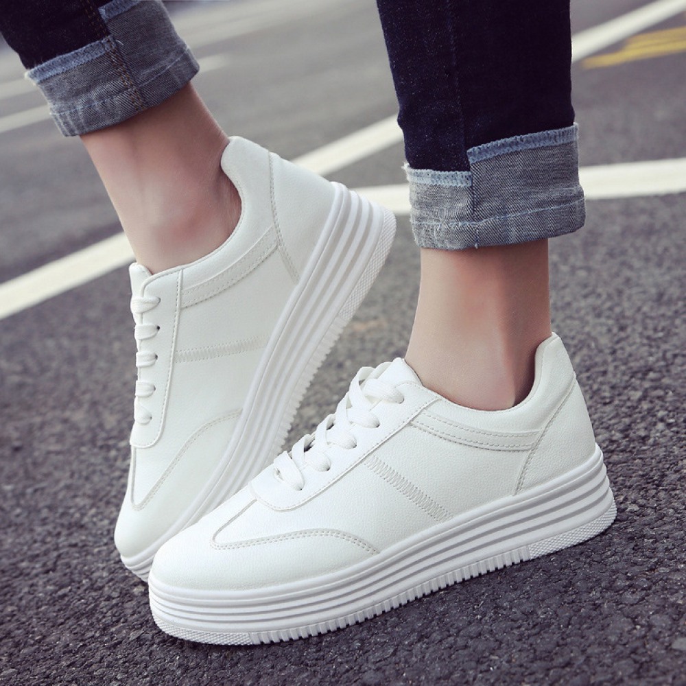 Spring New White Shoes Student Breathable Running Board Shoes Women Heightened Casual Shoes